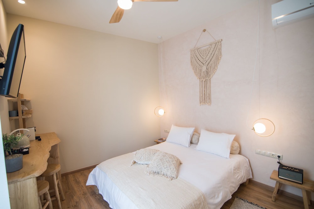 Double Room, Terrace, City View (Allegra)