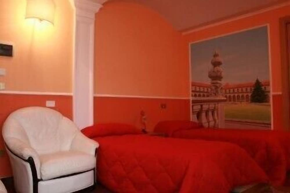 Triple Room - Photo 1