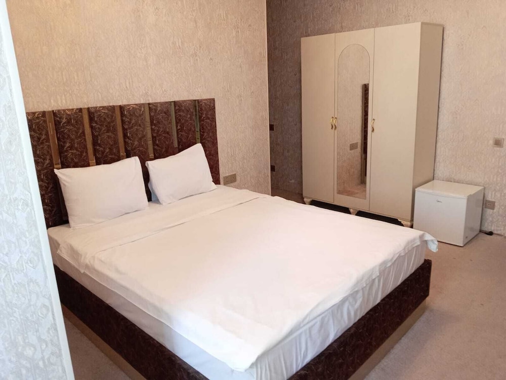Deluxe Room, City View