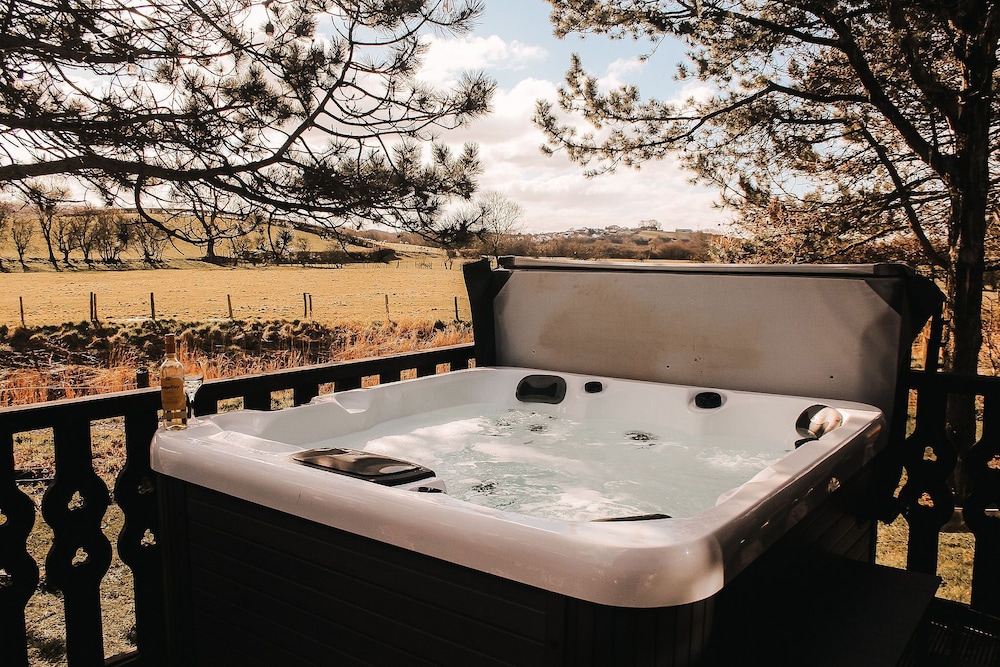 Family Chalet, Private Bathroom, River View