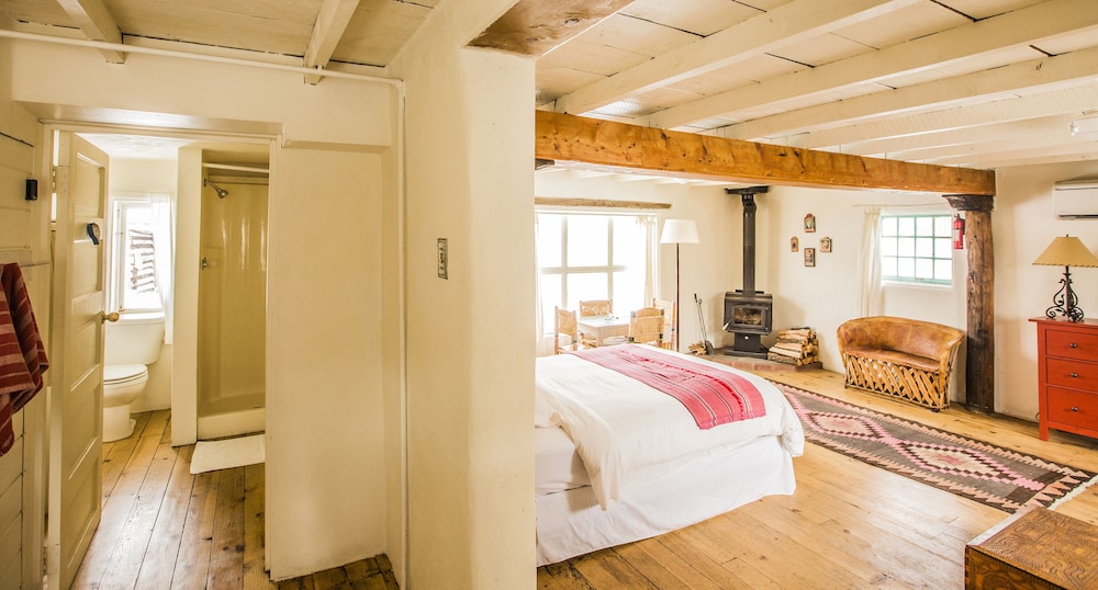 Traditional Cabin, Multiple Beds (Writer's Cabin) photo 2