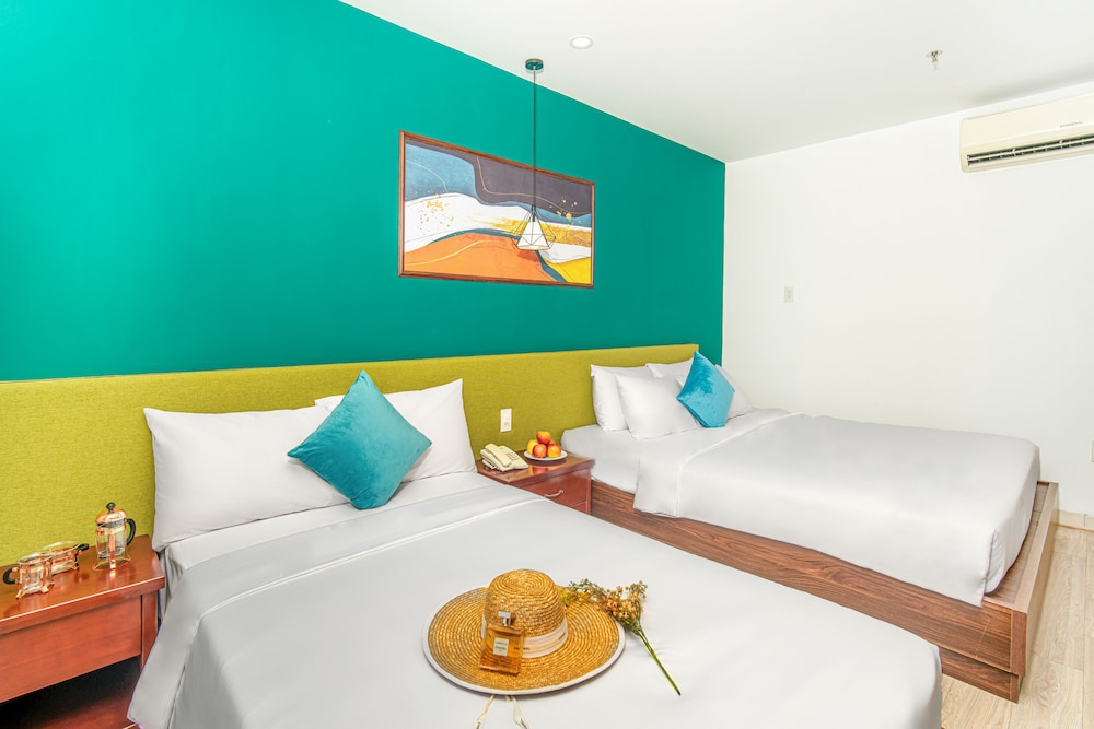 Deluxe Single Room