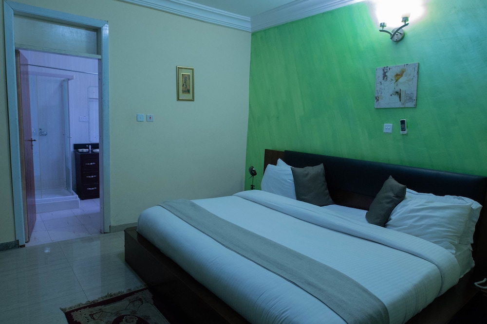 Deluxe Double Room, City View (Superior) photo 3