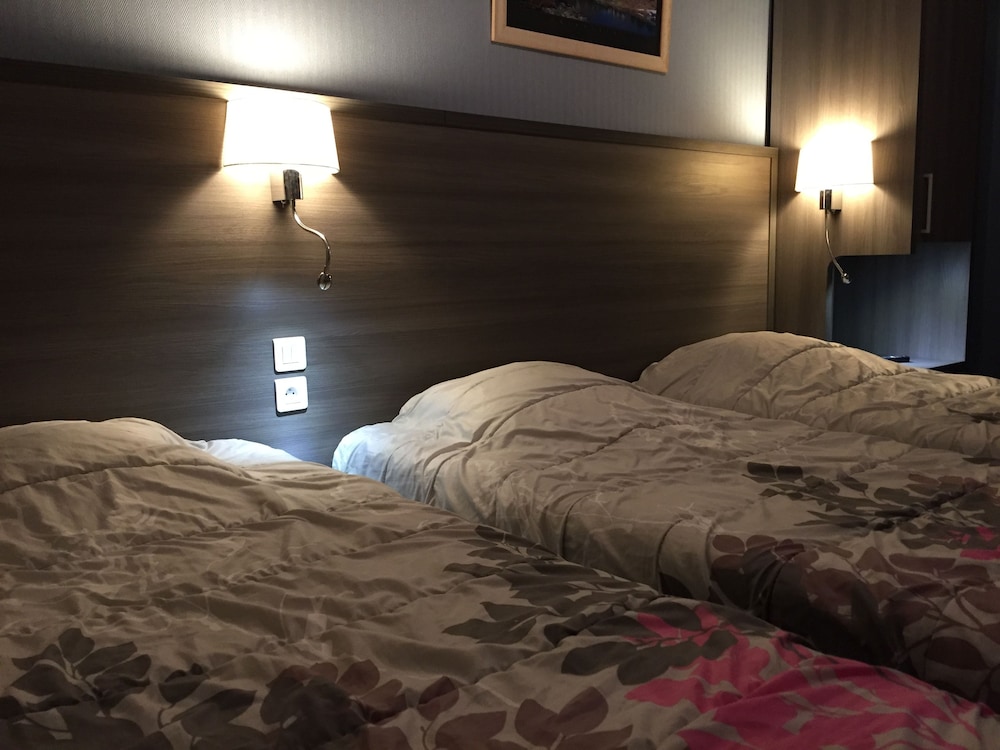 Classic Triple Room, 3 Twin Beds photo 2