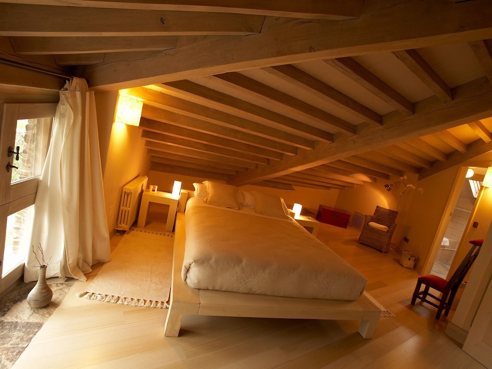 Superior Suite, Private Bathroom (5 Personas 9)