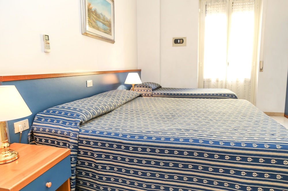 Triple Room photo 3