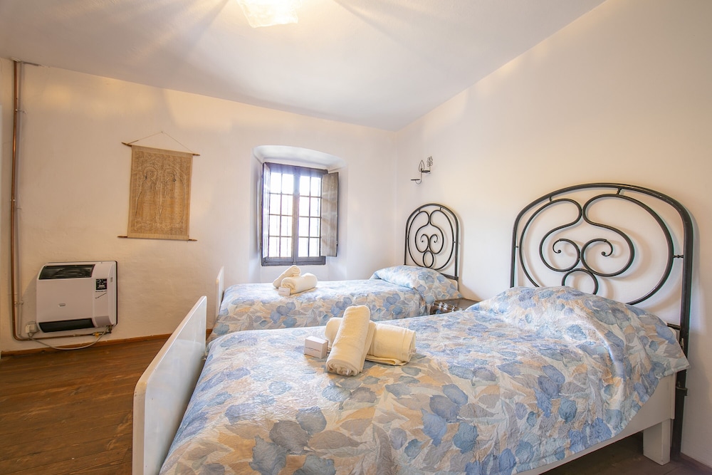 Standard House, 2 Bedrooms, Mountainside (Lago D'Orta Magic Atmosphere) photo 2