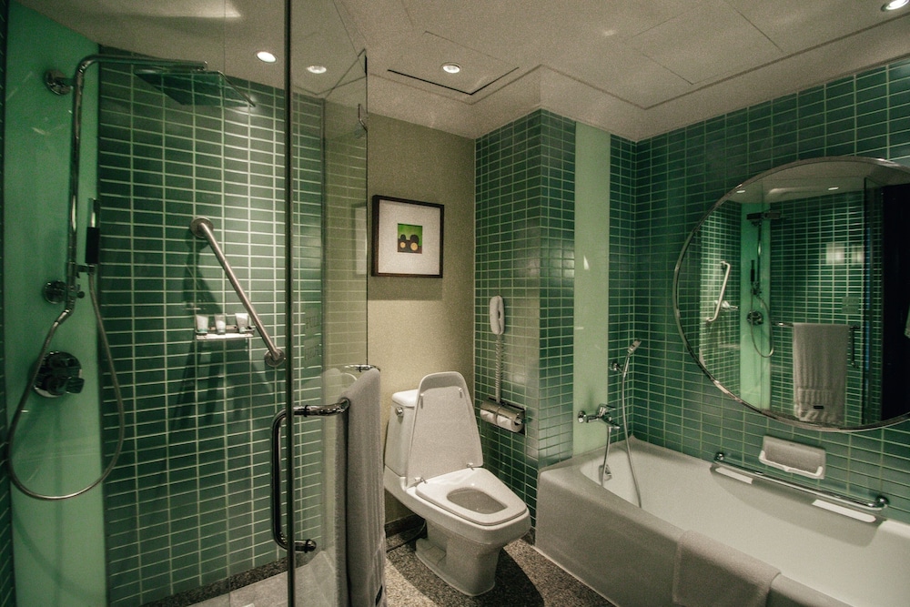Executive Room, 2 Double Beds thumbnail 5