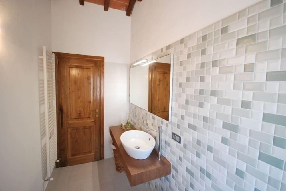 Apartment, 1 Bedroom, Pool View (Poppi) photo 3