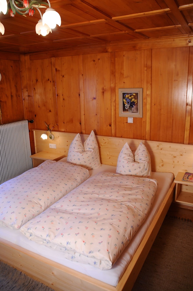 Classic Double Room, Mountain View (Schneerose  (No Cleaning Fee)) photo 1