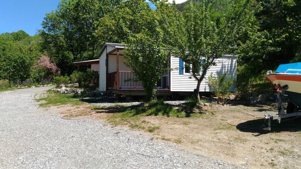 Economy Mobile Home photo 2