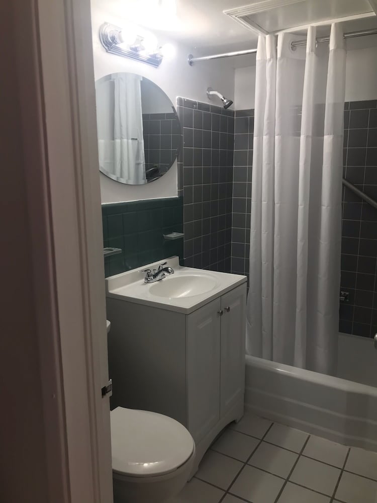 Comfort Room photo 3