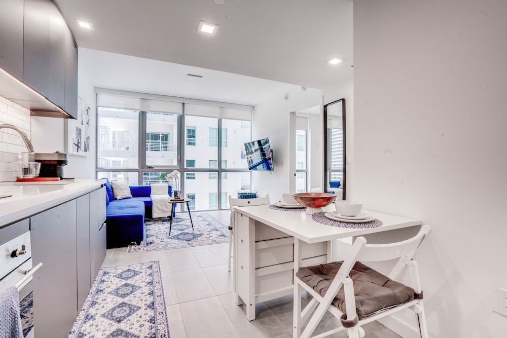 City Condo, City View photo 2