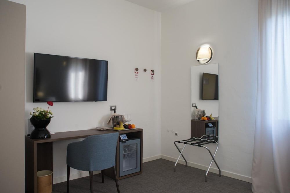 Basic Double or Twin Room photo 3