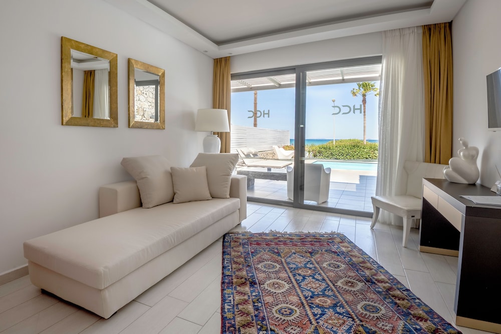 Suite, Private Pool (Diamond) - Photo 10
