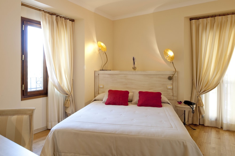 Deluxe Double Room, Valley View (Isotta)