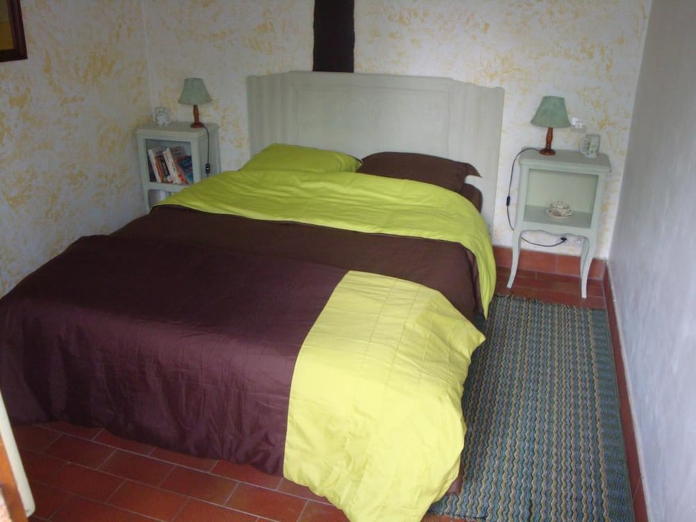 Double Room (Hortensia)
