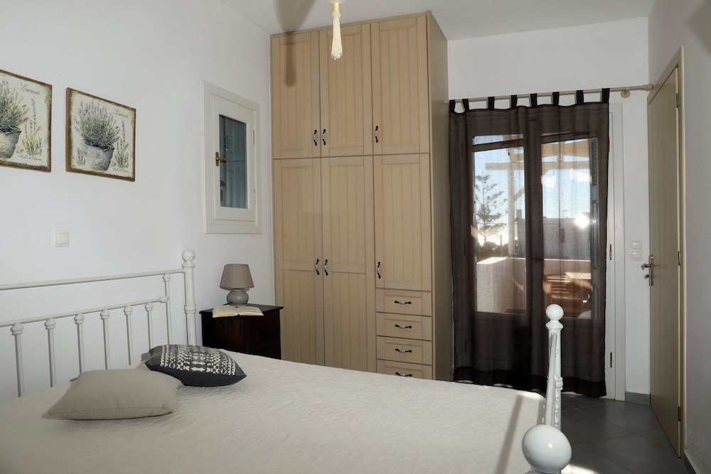 Family Apartment, 1 Bedroom, Hot Tub, Sea View