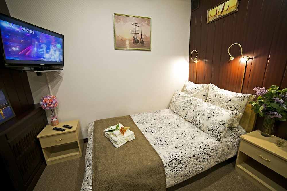 Double Room, No Windows