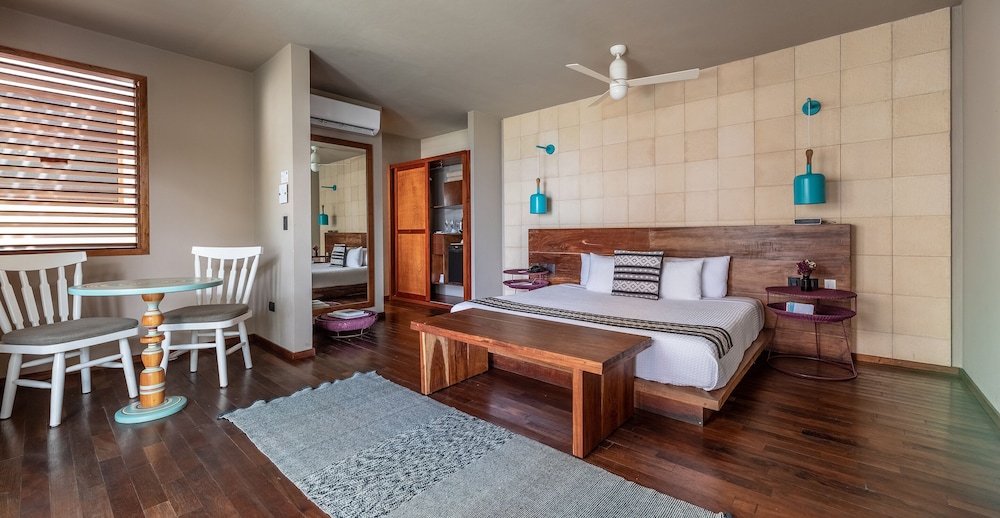 Partial Sea View With Refreshing Plunge Pool