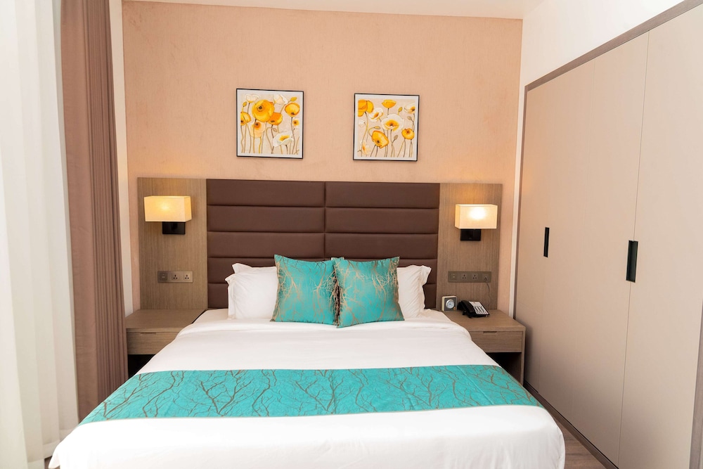 Standard Double Room, Balcony, Lake View