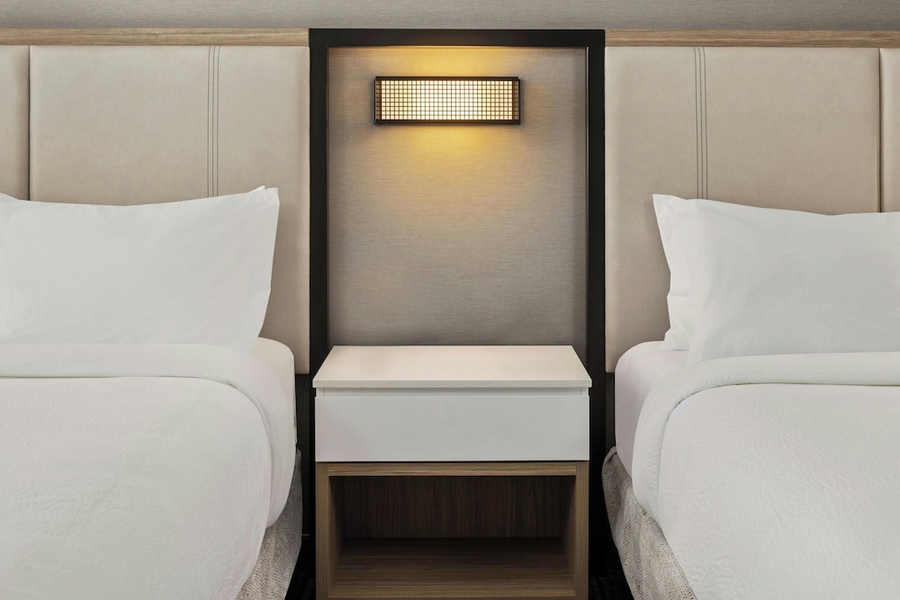 Studio Suite, Multiple Beds