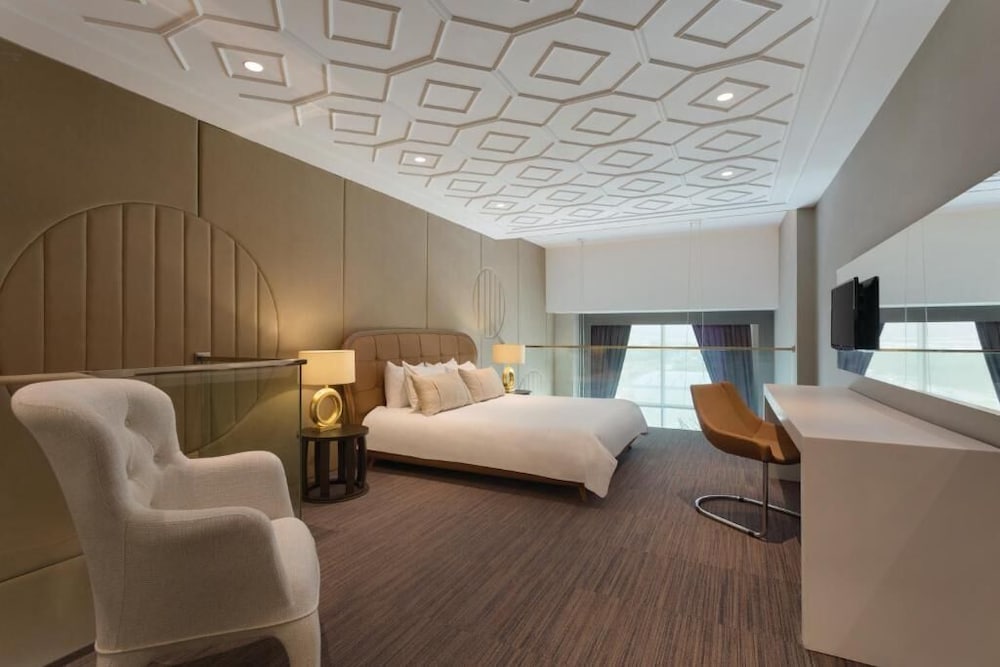 Dublex Room 1 King Size Bed will be Smoking