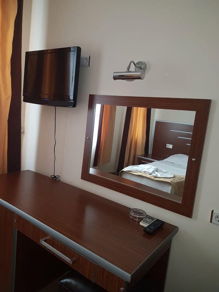 Standard Double Room Single Use photo 2