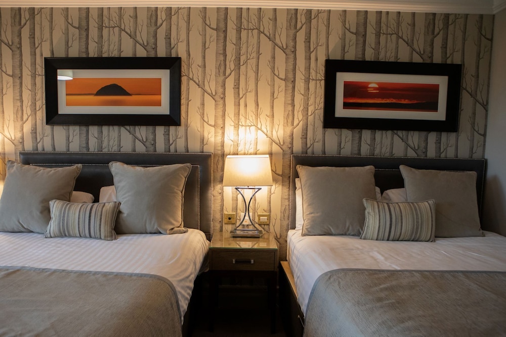 Family Double Room photo 2