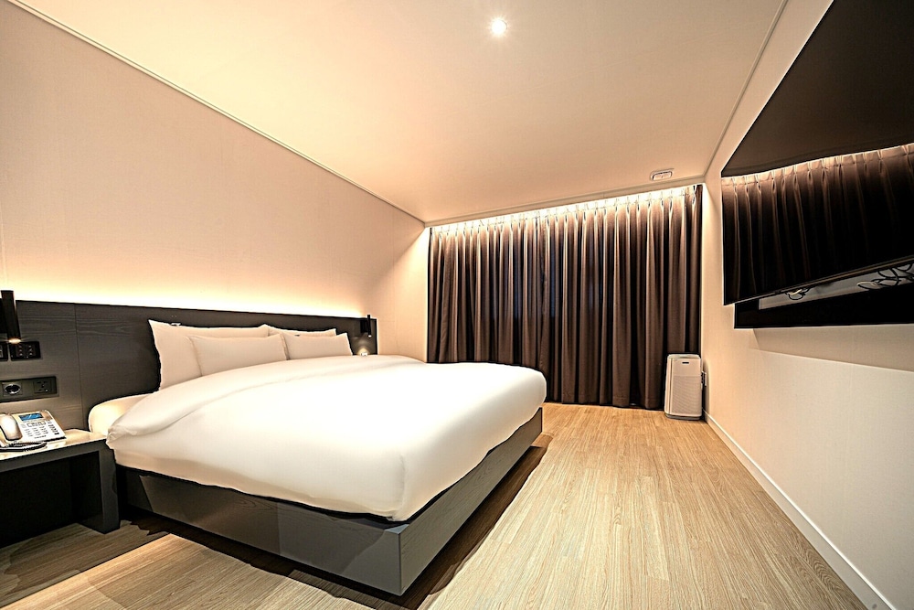 Deluxe Double Room - Photo 3