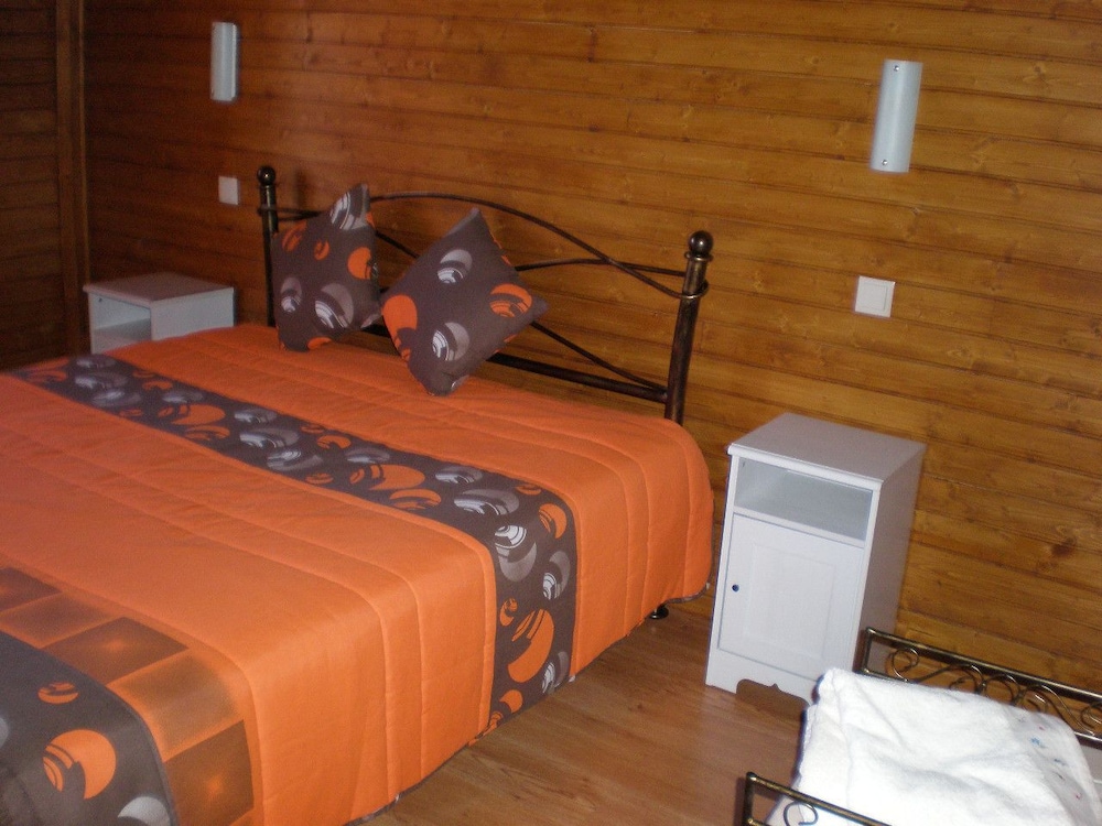 House, 1 Bedroom photo 2
