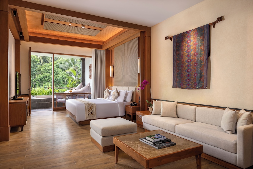 Premium Suite Room with Private Jacuzzi