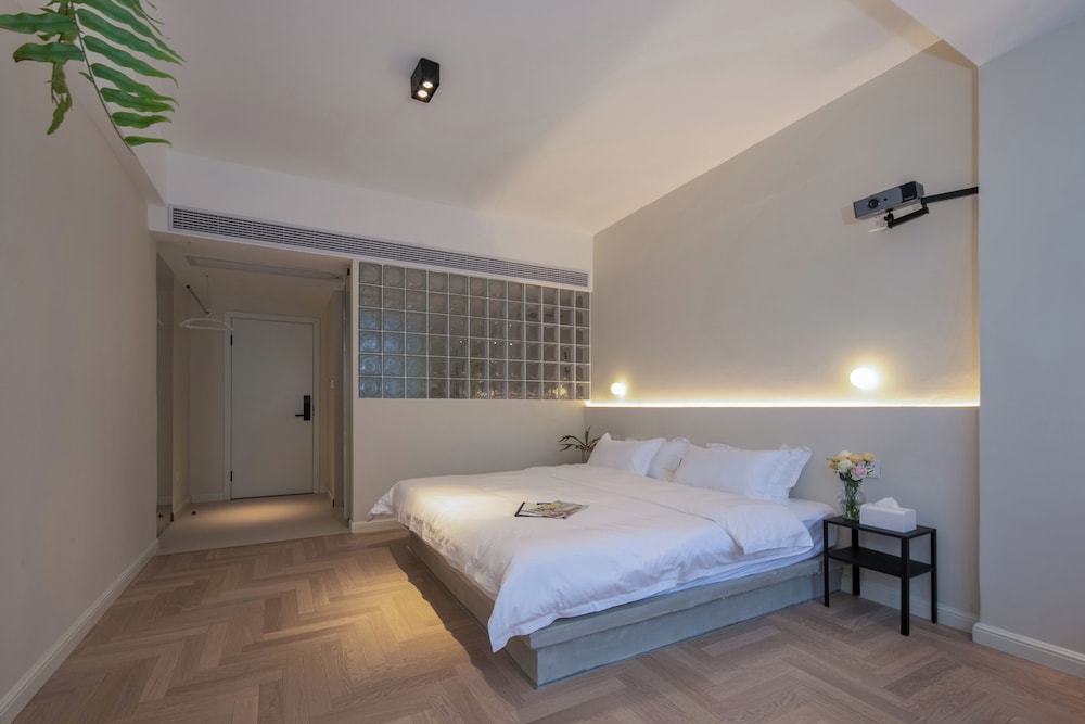 Comfort Double Room, City View