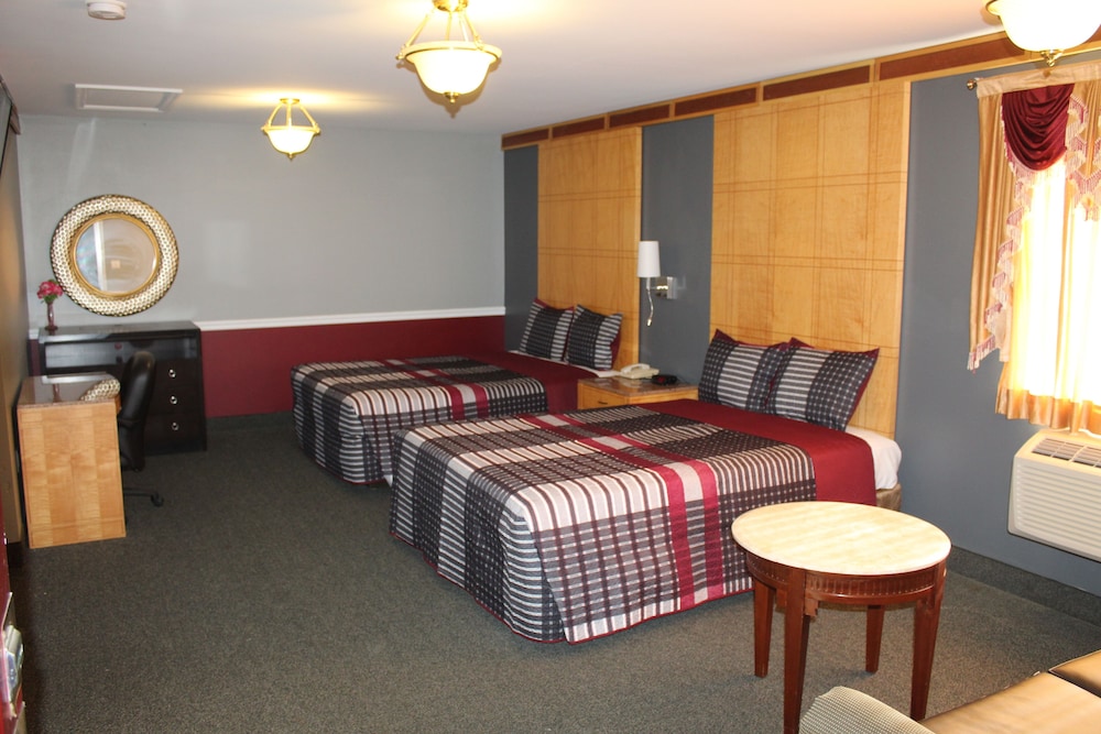 Superior Double Room, 2 Queen Beds, Non Smoking