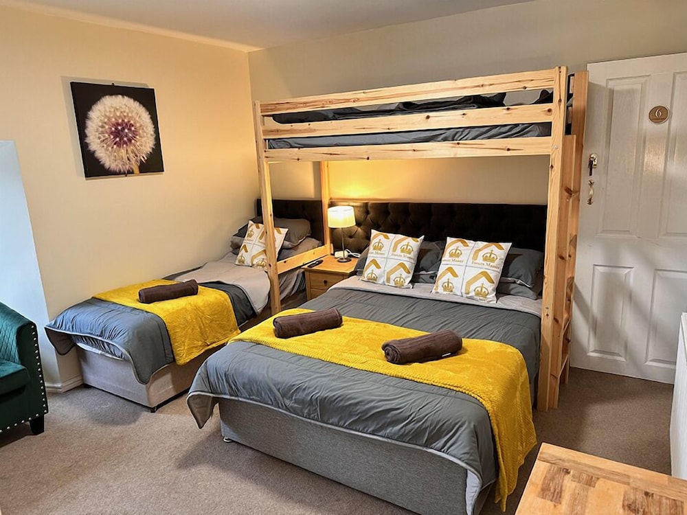 Comfort Suite, Ensuite photo 3