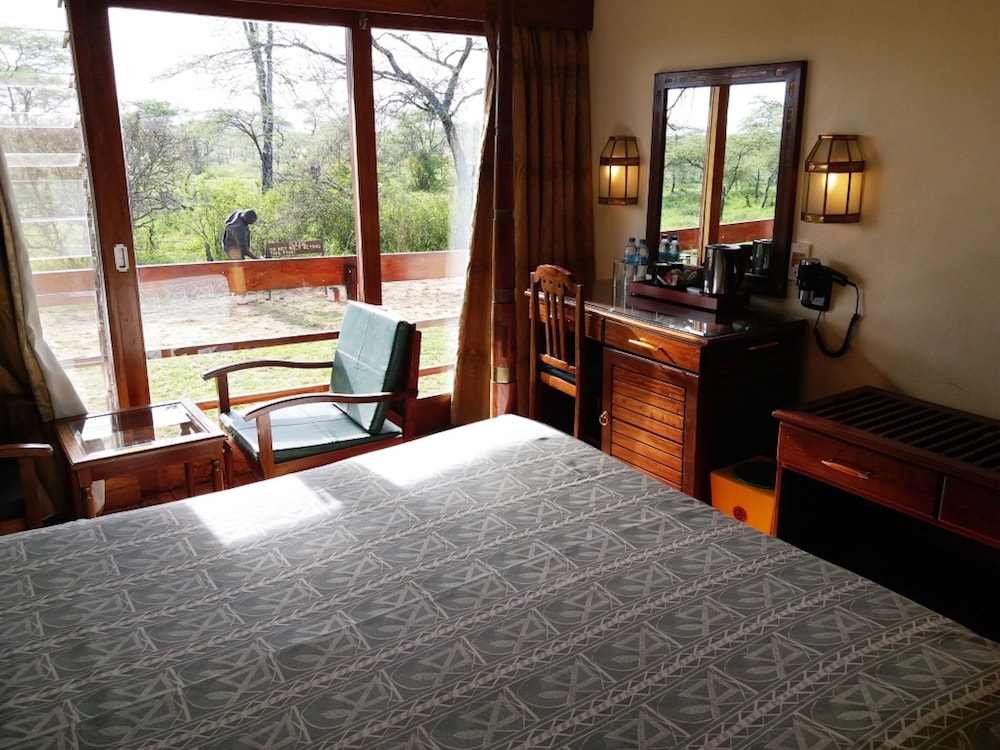 Twin Room - Photo 5
