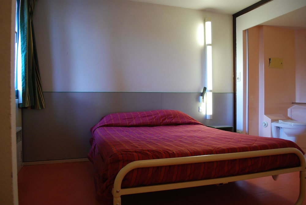 Standard Room, 1 Double Bed photo 2