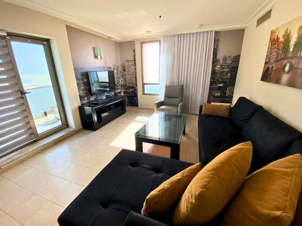 Family Penthouse, 2 Bedrooms, Terrace, Sea View photo 1