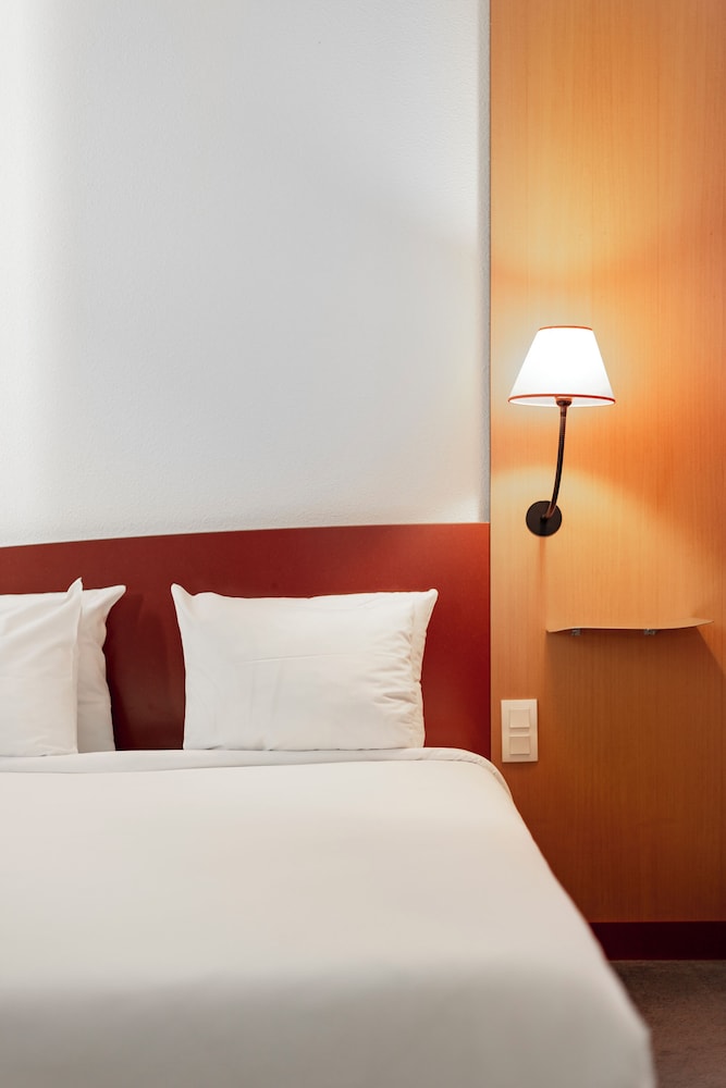 Executive Suite, Multiple Beds - Photo 6