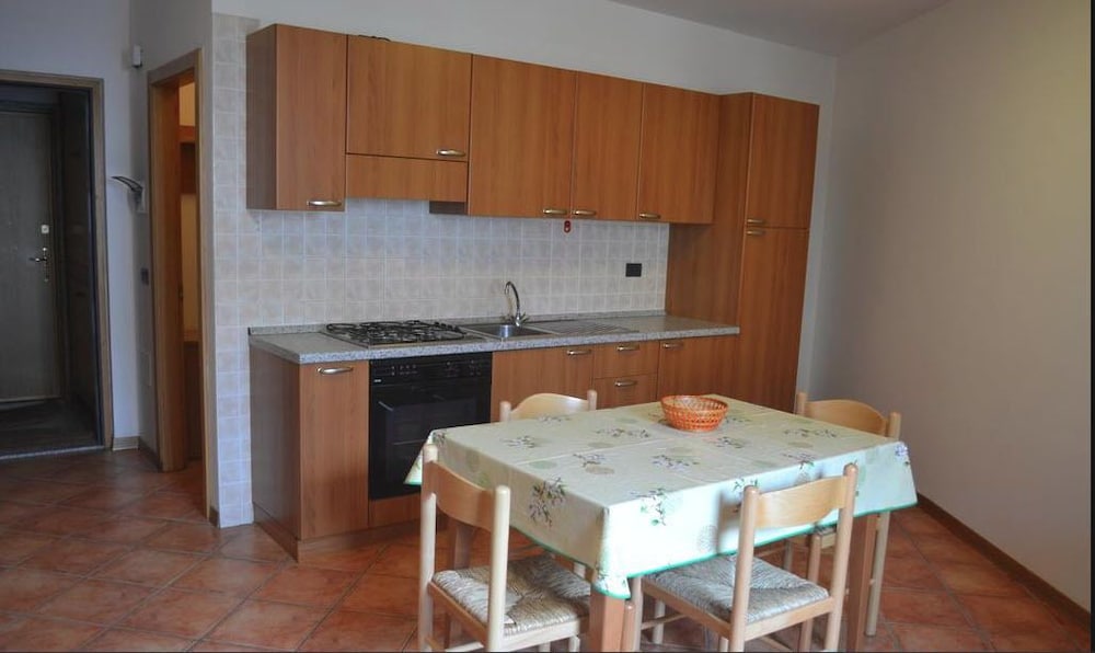Apartment, 2 Bedrooms (5 Pax) photo 3