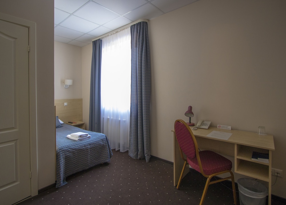 Single Room photo 3