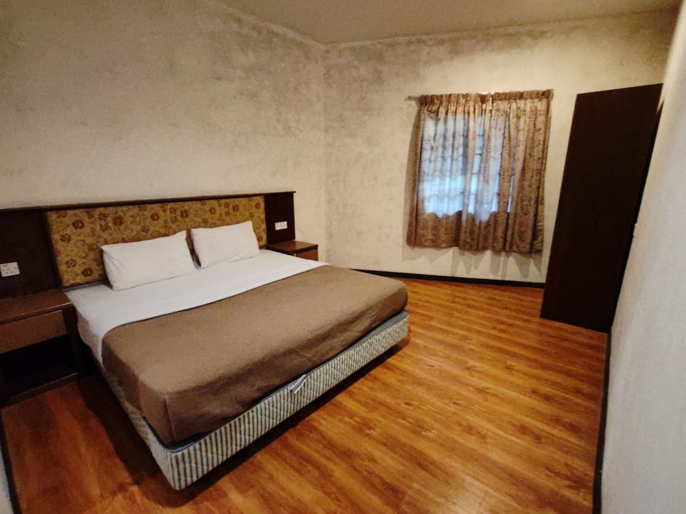 Double Bedroom photo 1