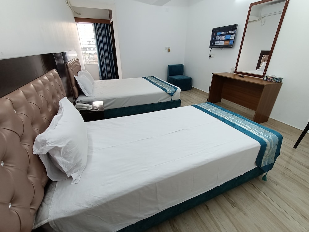 Family Triple Room photo 2