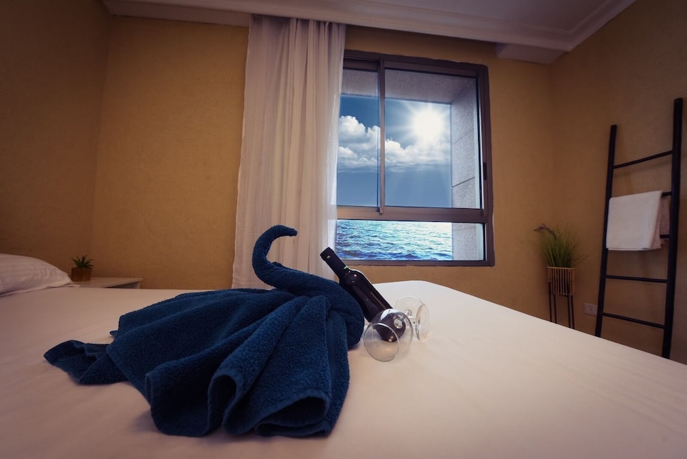 Deluxe Ocean view photo 2