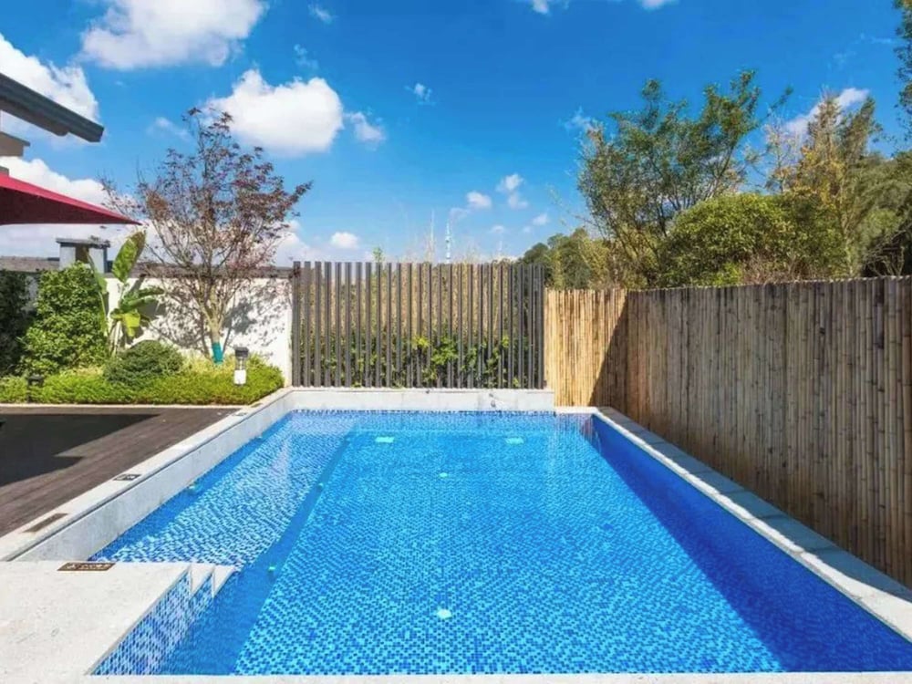 VILLA EXCLUSIVE SUITE,  1 King Size Bed, Private Swimming Pool, Private Balcony, Mountain View - Photo 1