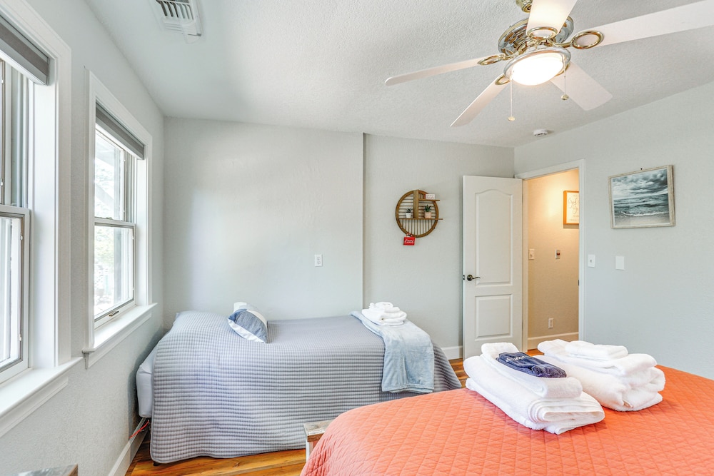 House (2 Bedrooms) photo 2
