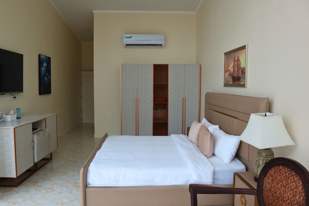 Deluxe Double Room, Garden View
