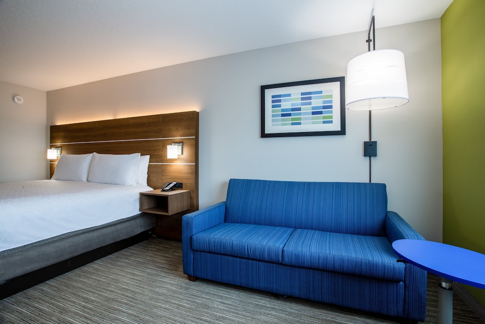 Suite, 1 King Bed (Additional Living Area) - Photo 2
