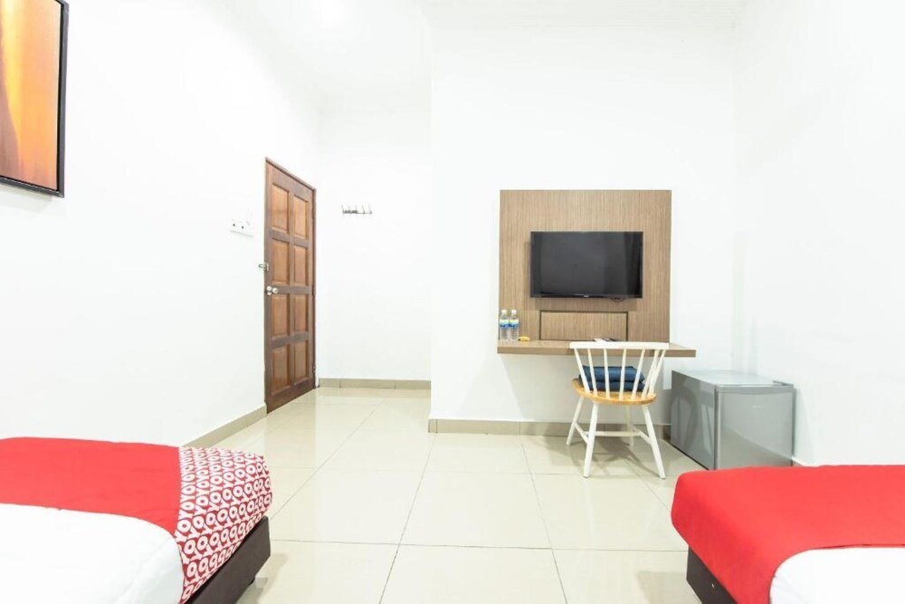 Deluxe Twin Room photo 2