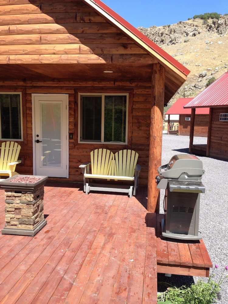 Deluxe Cabin, 1 Bedroom, Non Smoking, Mountain View photo 3